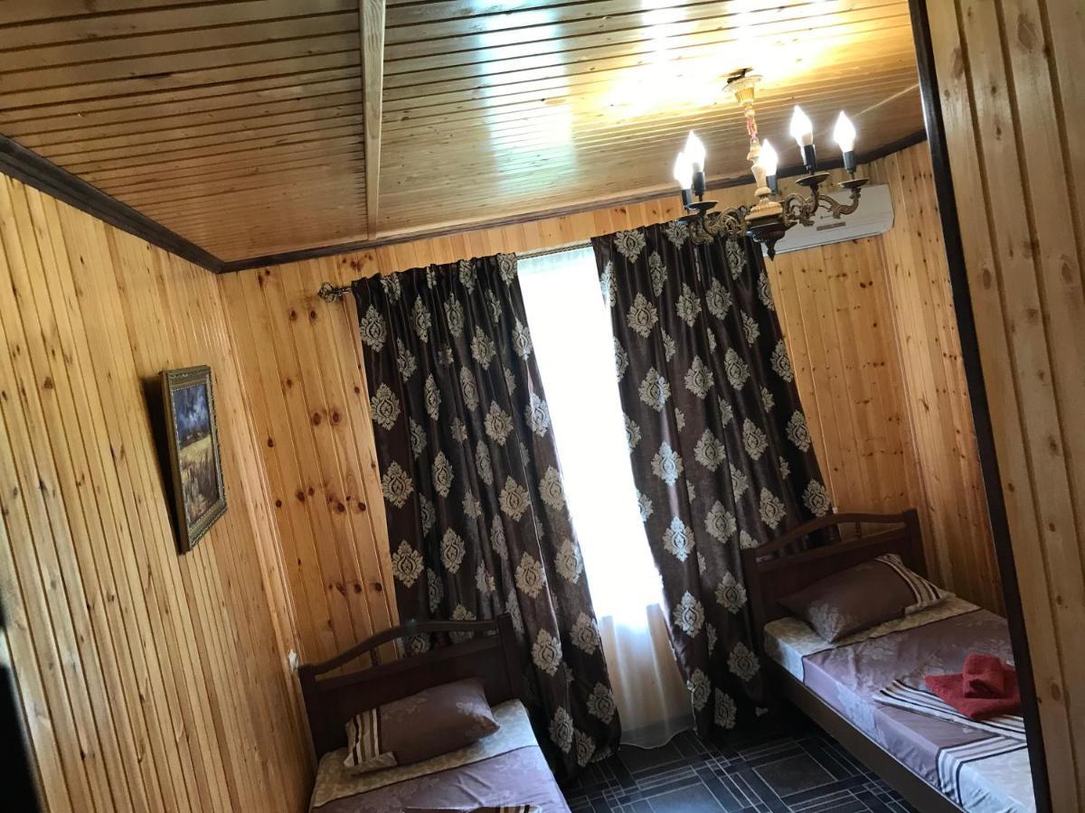 Бархат Gantiadi Kültér fotó